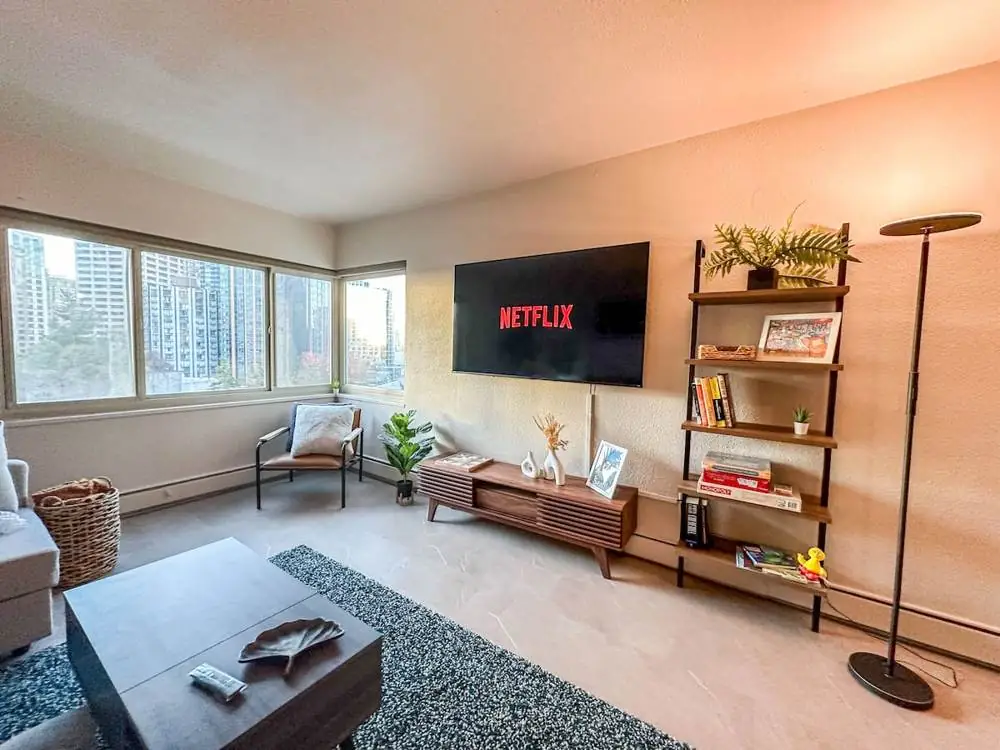 Convention Center 2BR / 2 Full Baths