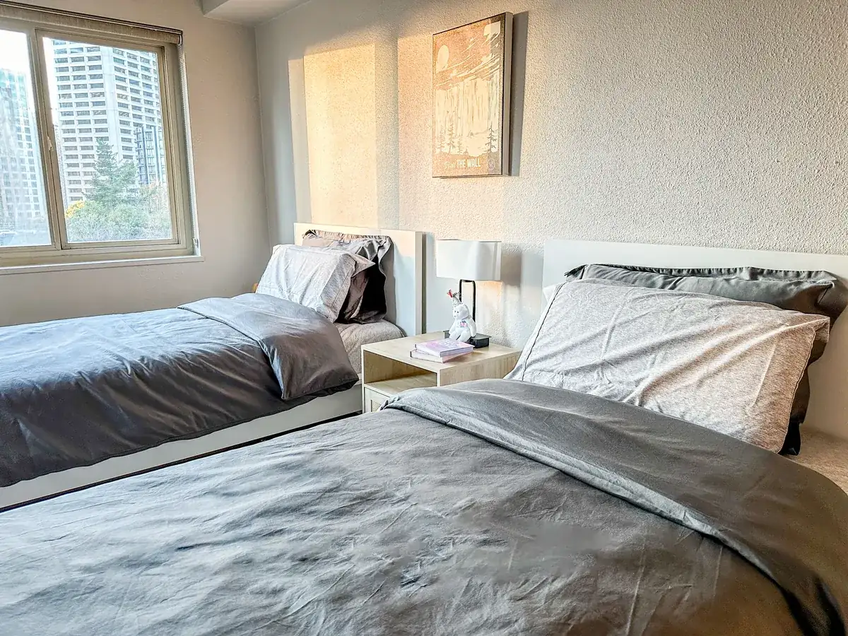 Twin bedroom with two beds