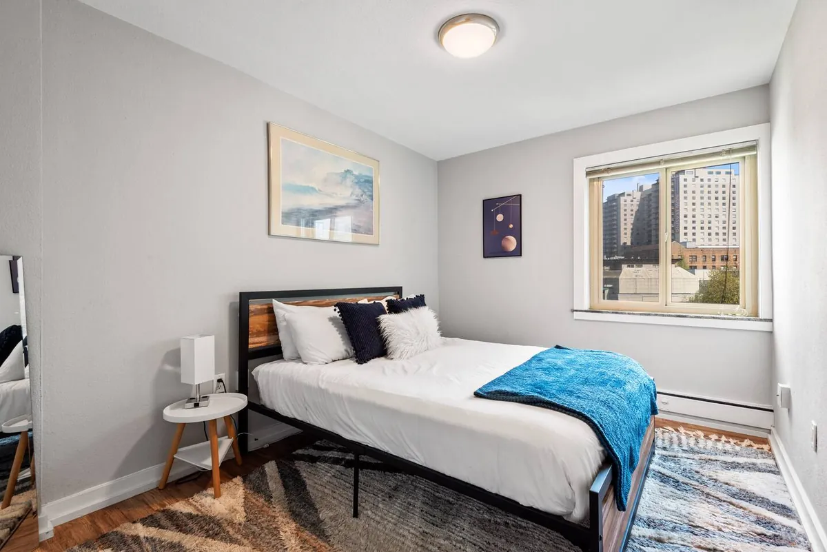 Queen bedroom with window